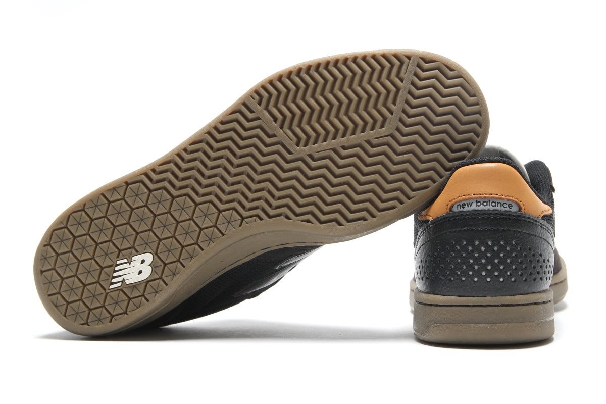 New Balance Numeric - 440 Low V2
Style # NM440JS2
Color : Black