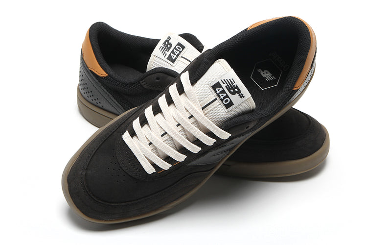 New Balance Numeric - 440 Low V2
Style # NM440JS2
Color : Black