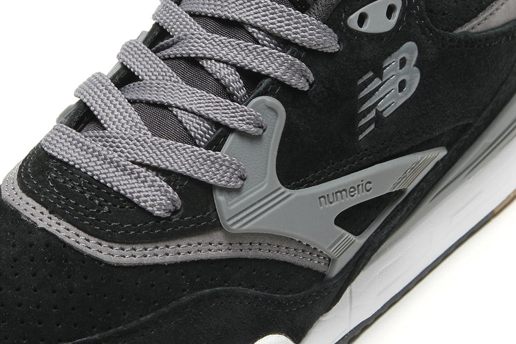 New Balance Numeric - 770
Style # NM770YZZ
Color : Black / Grey