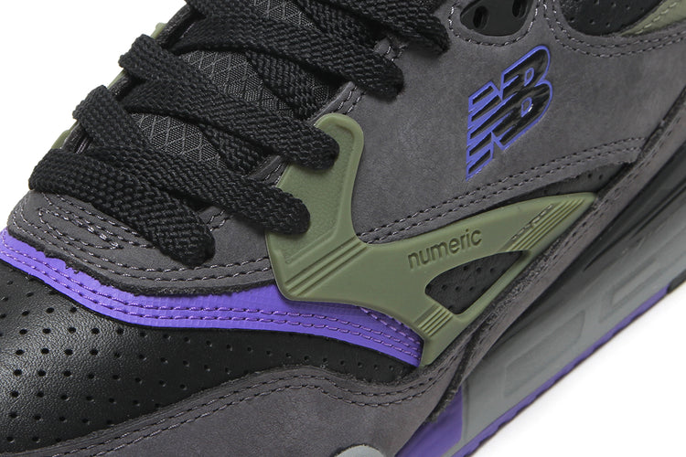 New Balance Numeric - 770
Style # NM770VWX
Color : Grey / Black / Purple