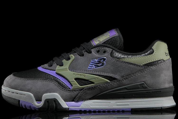 New Balance Numeric - 770
Style # NM770VWX
Color : Grey / Black / Purple