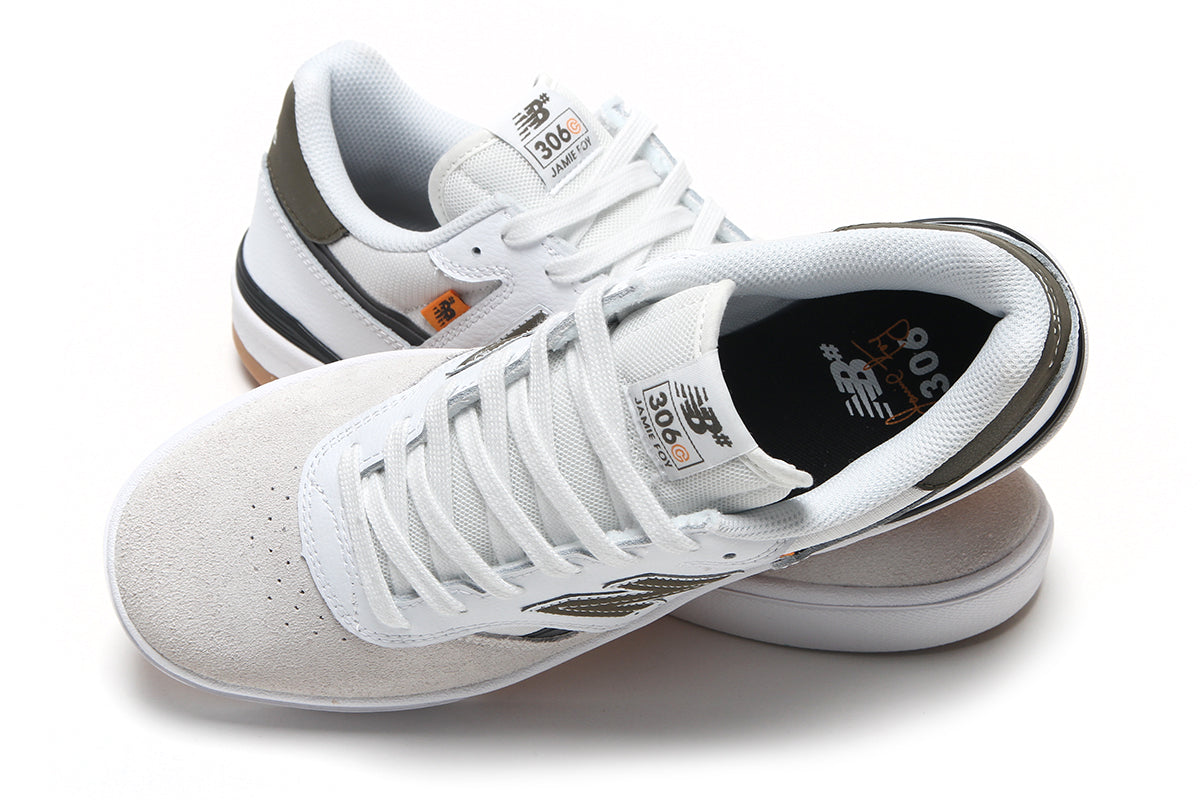 New Balance Numeric - 306 Cup
Style # UN306CSN
Color : White / Dark Moss