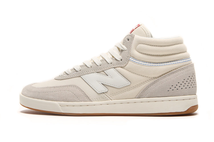 New Balance Numeric | 440 High V2
Style # UN440HTW
Color : Timberwolf