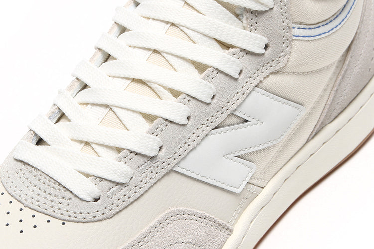 New Balance Numeric | 440 High V2
Style # UN440HTW
Color : Timberwolf