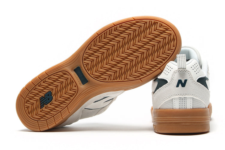 New Balance Numeric - 808L
Style # UN808RUP
Color : Sea Salt / Medusa Green