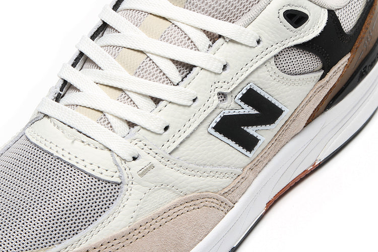 New Balance Numeric - 933
Style # UN933ONE
Color : Quicksand / Sea Salt