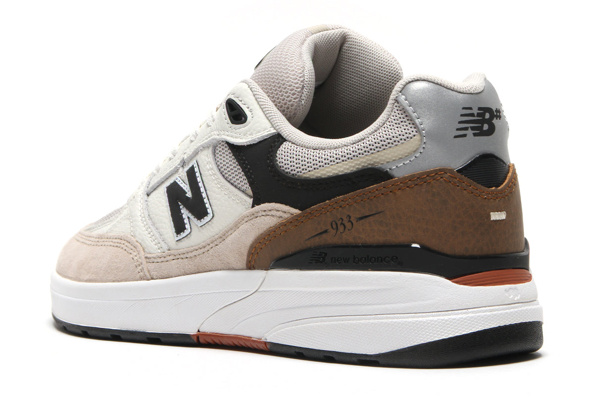 New Balance Numeric - 933
Style # UN933ONE
Color : Quicksand / Sea Salt