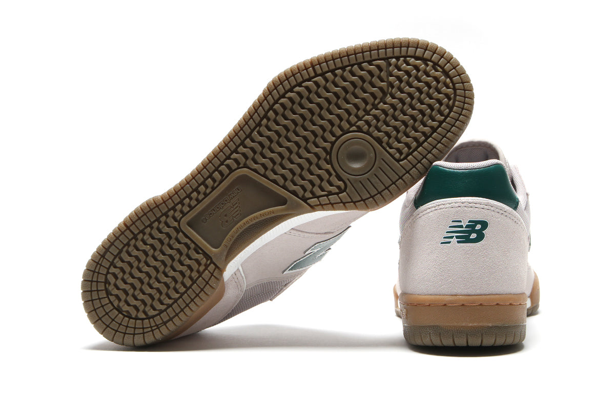 New Balance Numeric | 600
Style # NM600TRC
Color : Timber Wolf / Forest Green