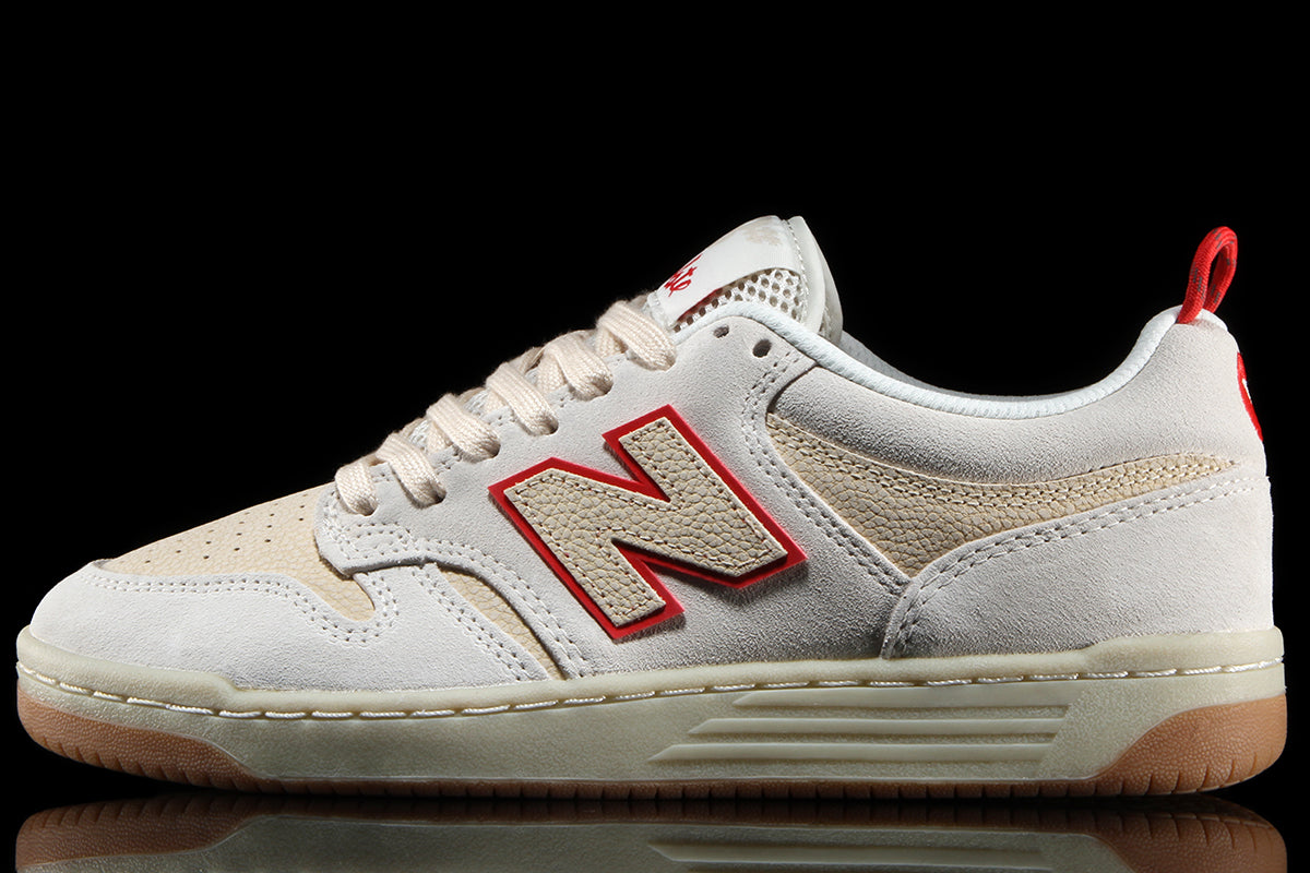 New Balance Numeric | 480 x Chocolate
Style # NM480SWT
Color : Sea Salt / Red