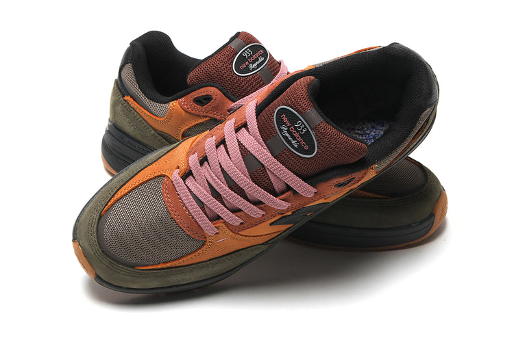 New Balance Numeric - 933 Reynolds x Mike Gigliotti
Style # NM933LOT
Color : True Brown / Candy Pink