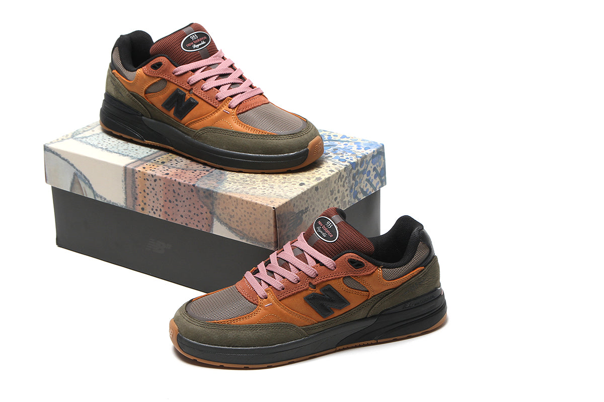 New Balance Numeric - 933 Reynolds x Mike Gigliotti
Style # NM933LOT
Color : True Brown / Candy Pink