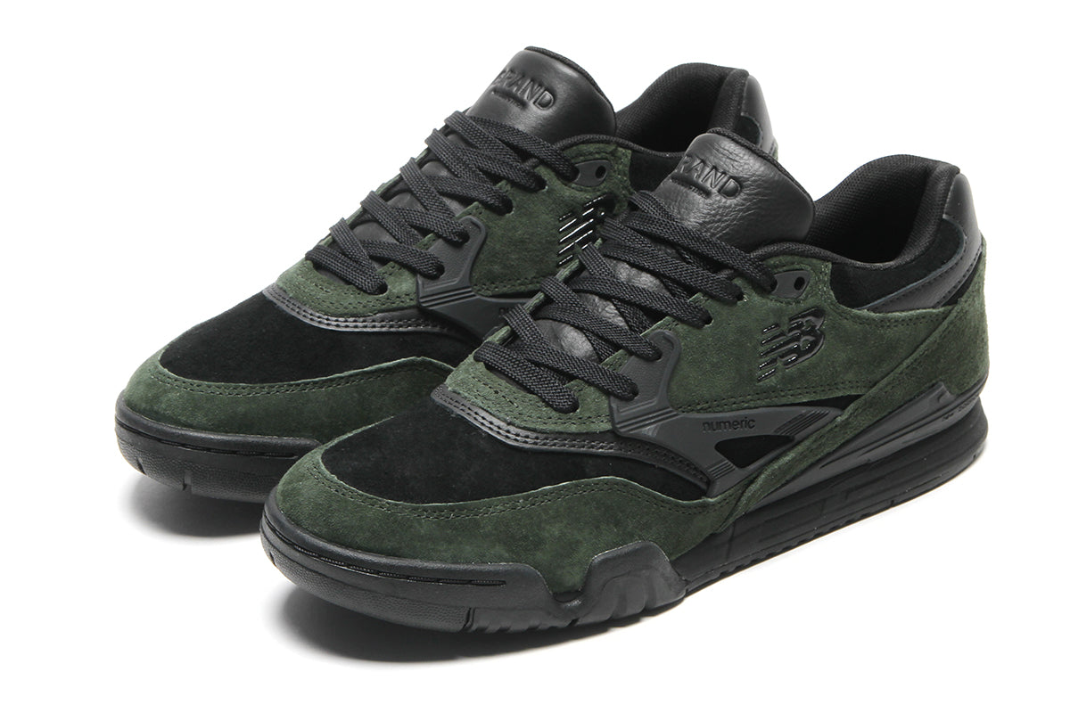 New Balance Numeric - 770 x Grand Collection
Style # UN770NGD
Color : Black / Duffel Bag