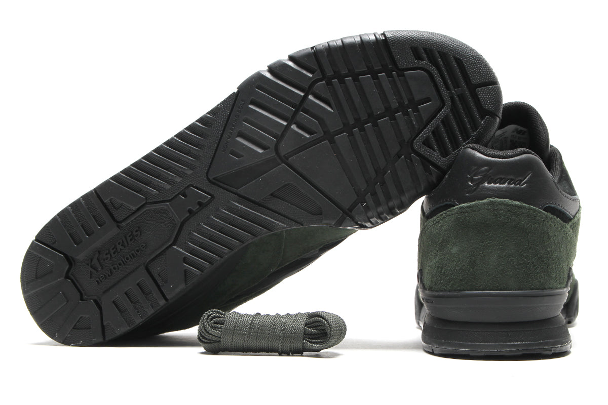 New Balance Numeric - 770 x Grand Collection
Style # UN770NGD
Color : Black / Duffel Bag