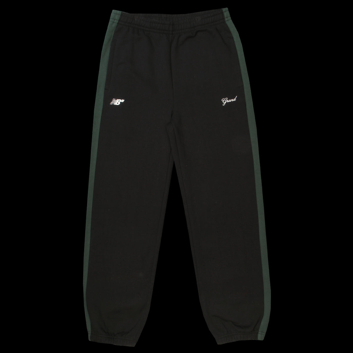 Grand Collection x New Balance Sweatpant
Color : Black