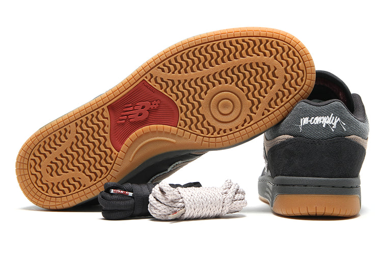 New Balance Numeric - 480 x No-Comply
Style # UN480SMK
Color : Black / Arid Stone