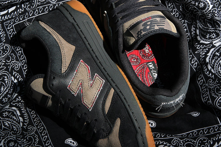 New Balance Numeric - 480 x No-Comply
Style # UN480SMK
Color : Black / Arid Stone