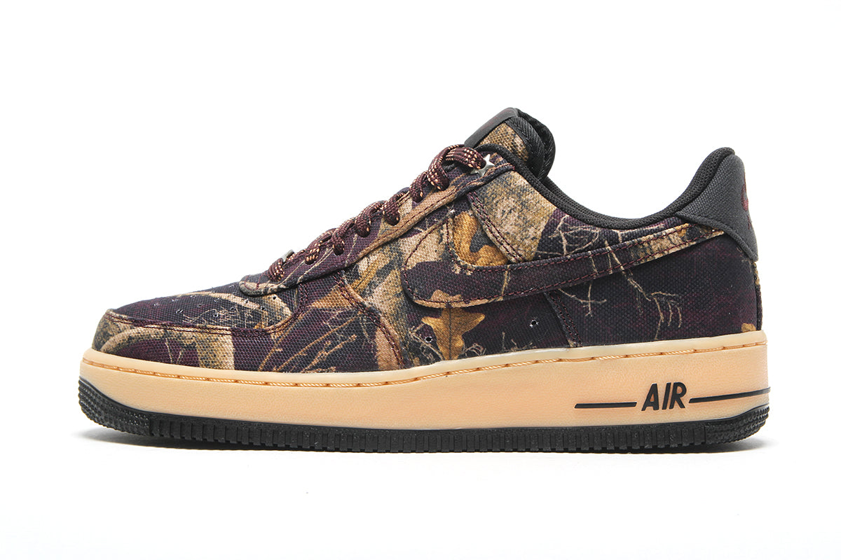 Nike - Air Force 1 '07 Realtree®
Style # IH1221-900
Color : Multi