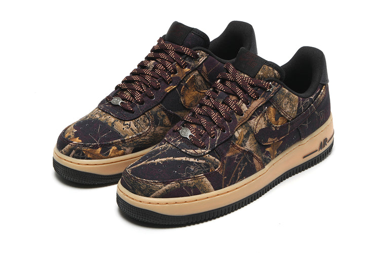 Nike - Air Force 1 '07 Realtree®
Style # IH1221-900
Color : Multi
