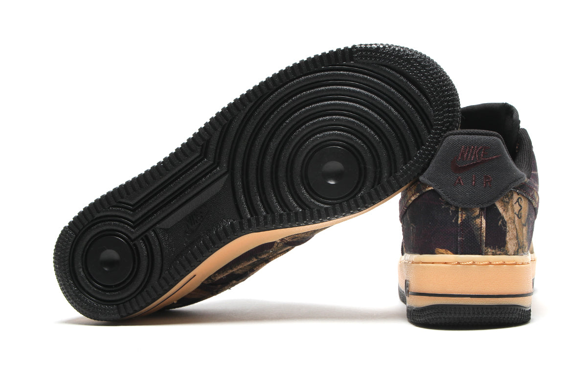 Nike - Air Force 1 '07 Realtree®
Style # IH1221-900
Color : Multi