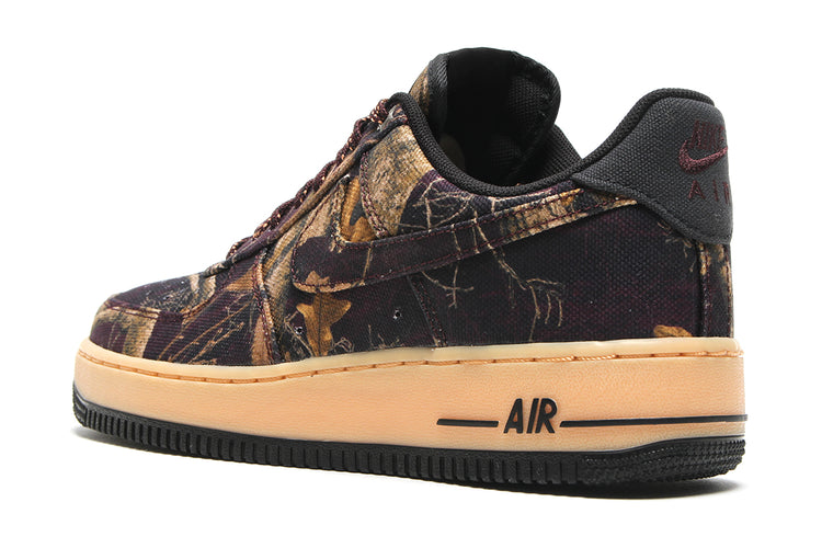 Nike - Air Force 1 '07 Realtree®
Style # IH1221-900
Color : Multi