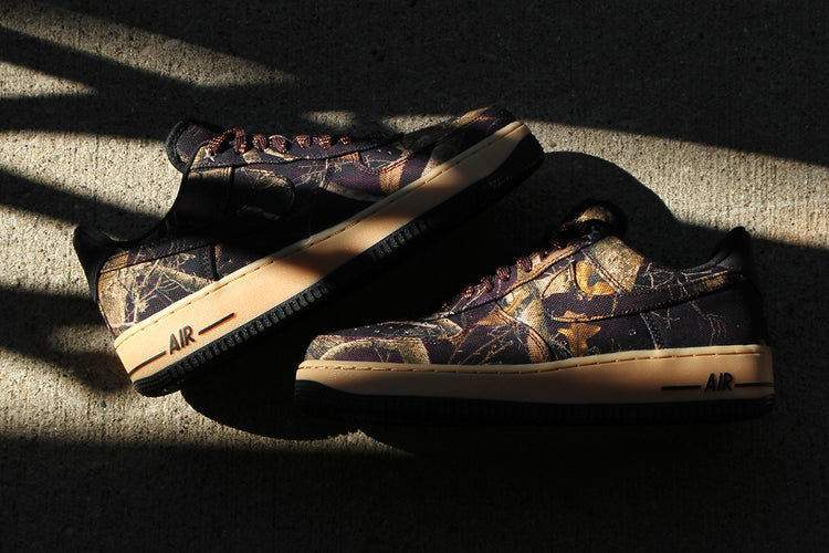 Nike - Air Force 1 '07 Realtree®
Style # IH1221-900
Color : Multi