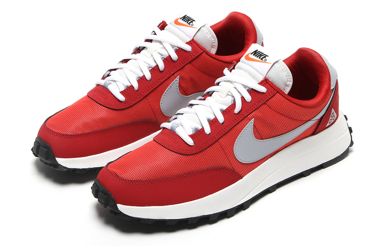Nike - ACG LDV
Style # IF2857-600
Color : Varsity Red / Wolf Grey / Sail / White