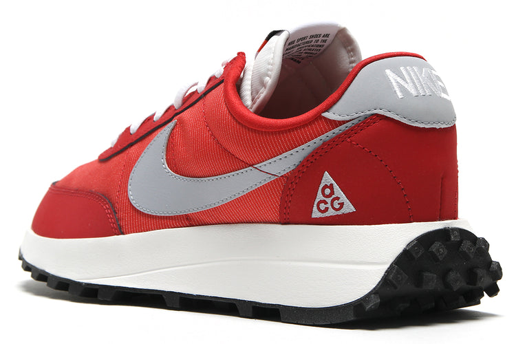 Nike - ACG LDV
Style # IF2857-600
Color : Varsity Red / Wolf Grey / Sail / White