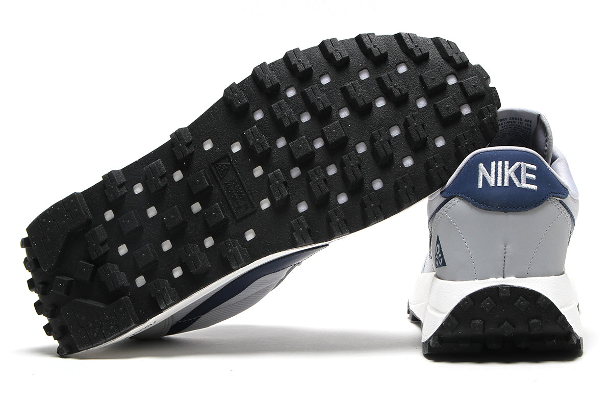Nike - ACG LDV
Style # IF2857-001
Color : Wolf Grey / Navy / Summit White
