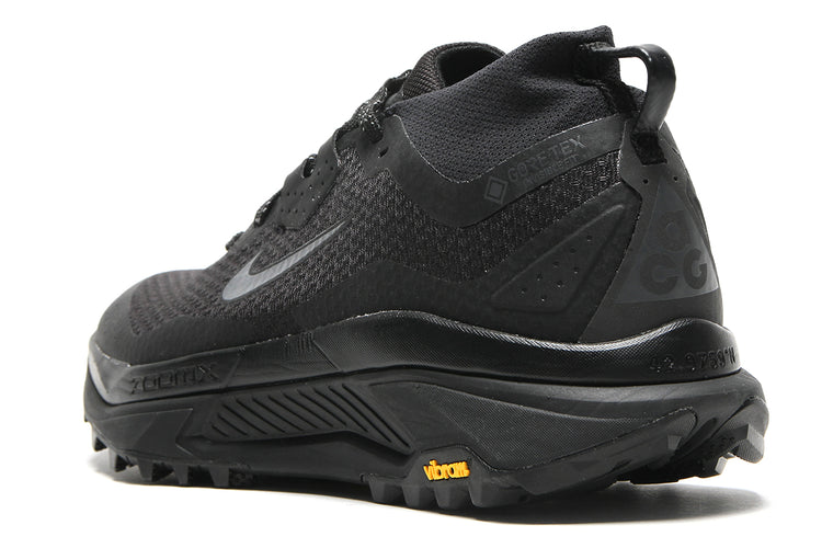 Nike - ACG Zegama Trail Gore-Tex
Style # IO7932-002
Color : Black / Anthracite