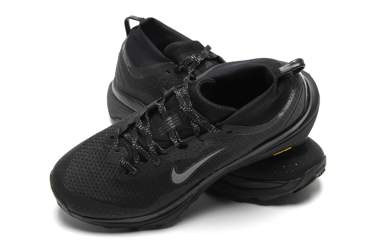Nike - ACG Zegama Trail Gore-Tex
Style # IO7932-002
Color : Black / Anthracite