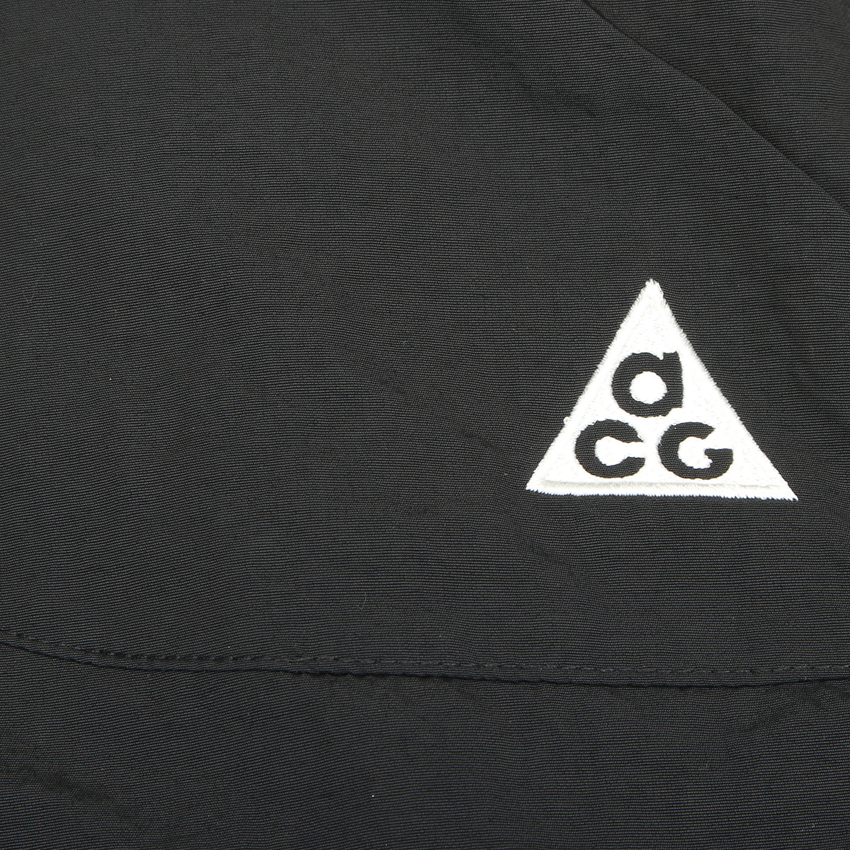 Nike - ACG Dolomiti Pant
Style # IF0913-010
Color : Black / Summit White