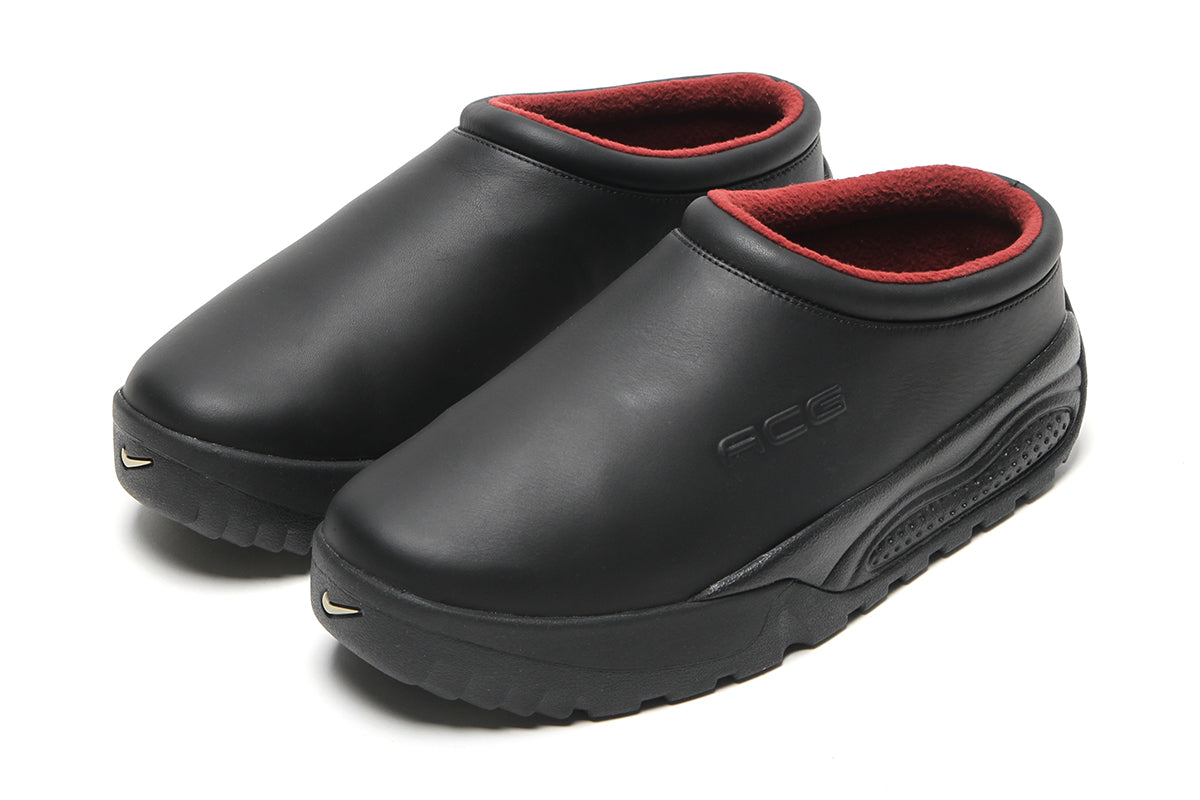 Nike - ACG Rufus
Style # HV4087-001
Color : Black / Black / Dark Team Red