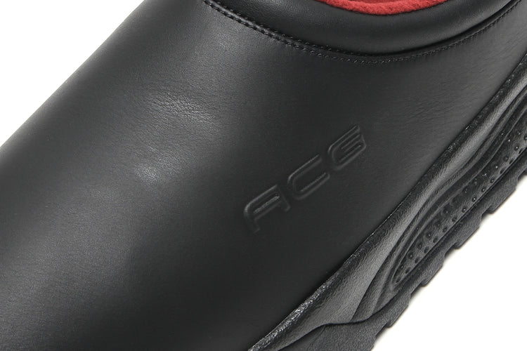 Nike - ACG Rufus
Style # HV4087-001
Color : Black / Black / Dark Team Red