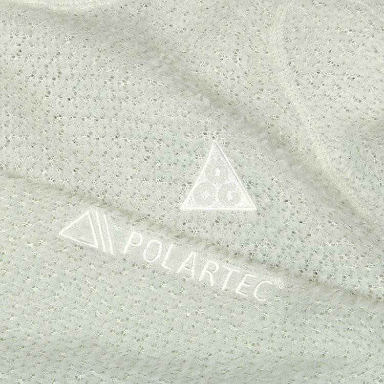 Nike - ACG Wolf Lichen Crewneck
Style # IH1445-034
Color : Light Silver / Pure Platinum / Summit White