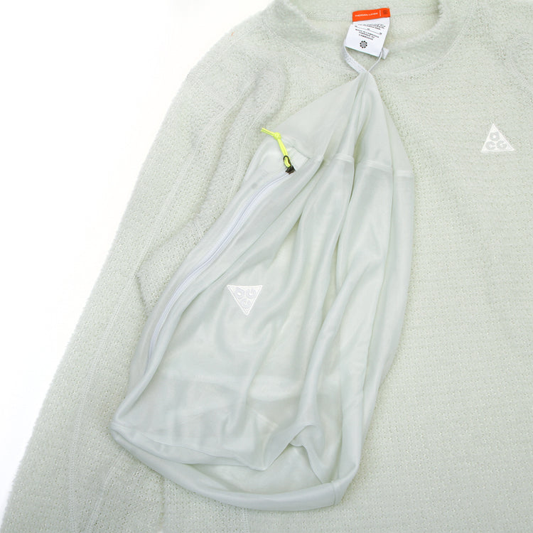 Nike - ACG Wolf Lichen Crewneck
Style # IH1445-034
Color : Light Silver / Pure Platinum / Summit White