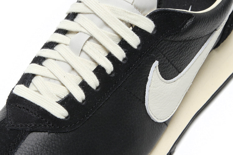 Nike - LD-1000 Premium
Style # IM1651-001
Color : Black / Coconut Milk / Beach