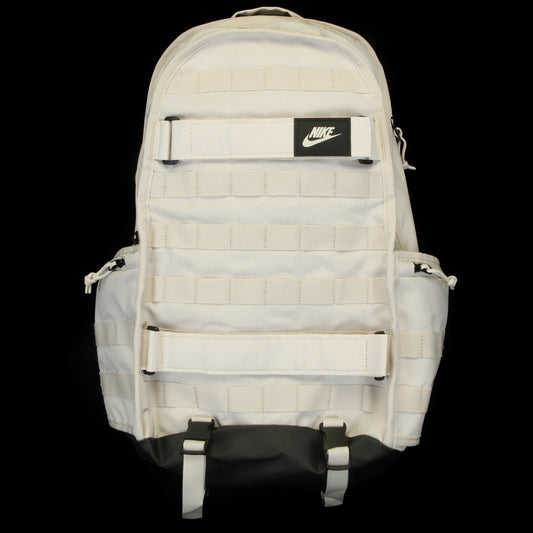 Nike - RPM Backpack 2.0
Style # FD7544-104
Color : LT Orewood Brown / Black