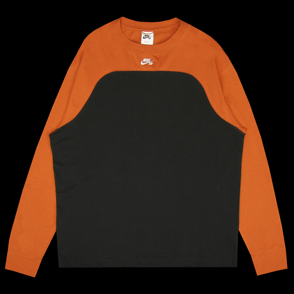 Nike SB - Airmail L/S T-Shirt
Style # IM5430-010
Color : Black / Dark Russet / White