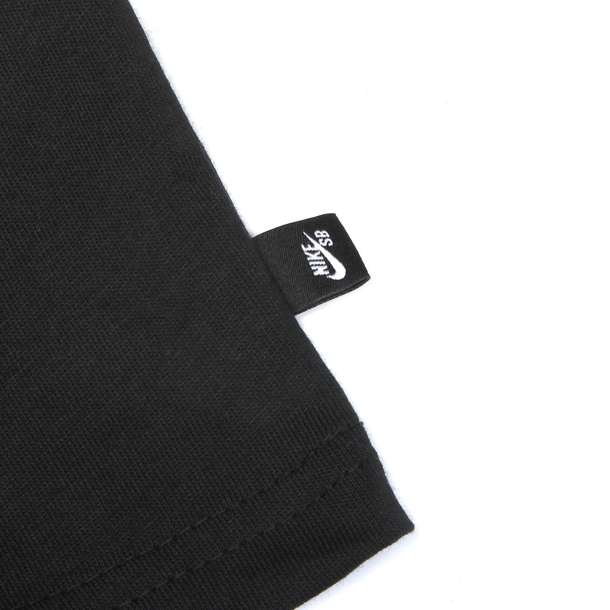 Nike SB - Phone T-Shirt
Style # IM4424-010
Color : Black