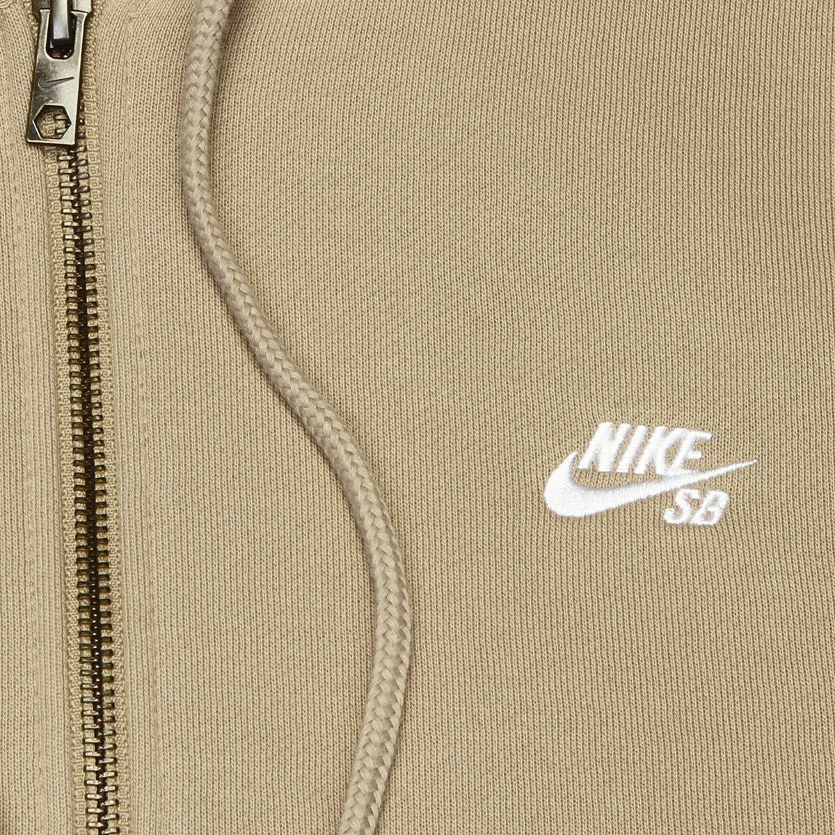 Nike SB | Essentials Logo Hooded Zip-Up Sweatshirt
Style # FZ8796-247
Color : Khaki / White