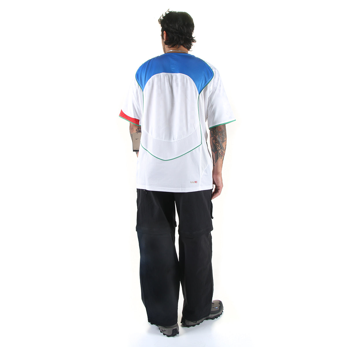 Nike - T90 Jersey
Style # IB4210-100
Color : White / Italy Blue / Sport Red / Metallic Gold