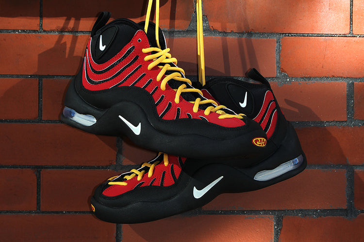 Nike - Air Bakin High SP
Style # IQ5365-600
Color : Varsity Red / White / Varsity Maize / Black