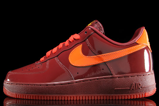 Nike - Air Force 1 Low
Style # IO4489-601
Color : Dark Team Red / University Gold