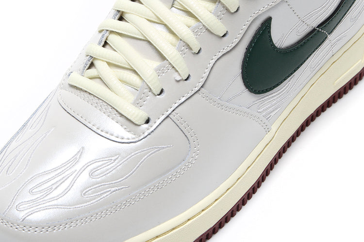 Nike - Air Force 1 '07 LV8
Style # IR5896-030
Color : Phantom / Fir / Alabaster / Team Red
