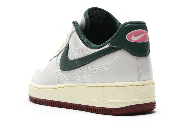 Nike - Air Force 1 '07 LV8
Style # IR5896-030
Color : Phantom / Fir / Alabaster / Team Red