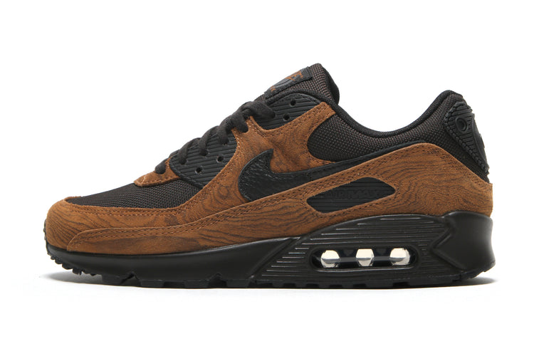 Nike - Air Max 90 Premium
Style # IQ0283-281
Color : LT British Tan / Black / Velvet Brown
