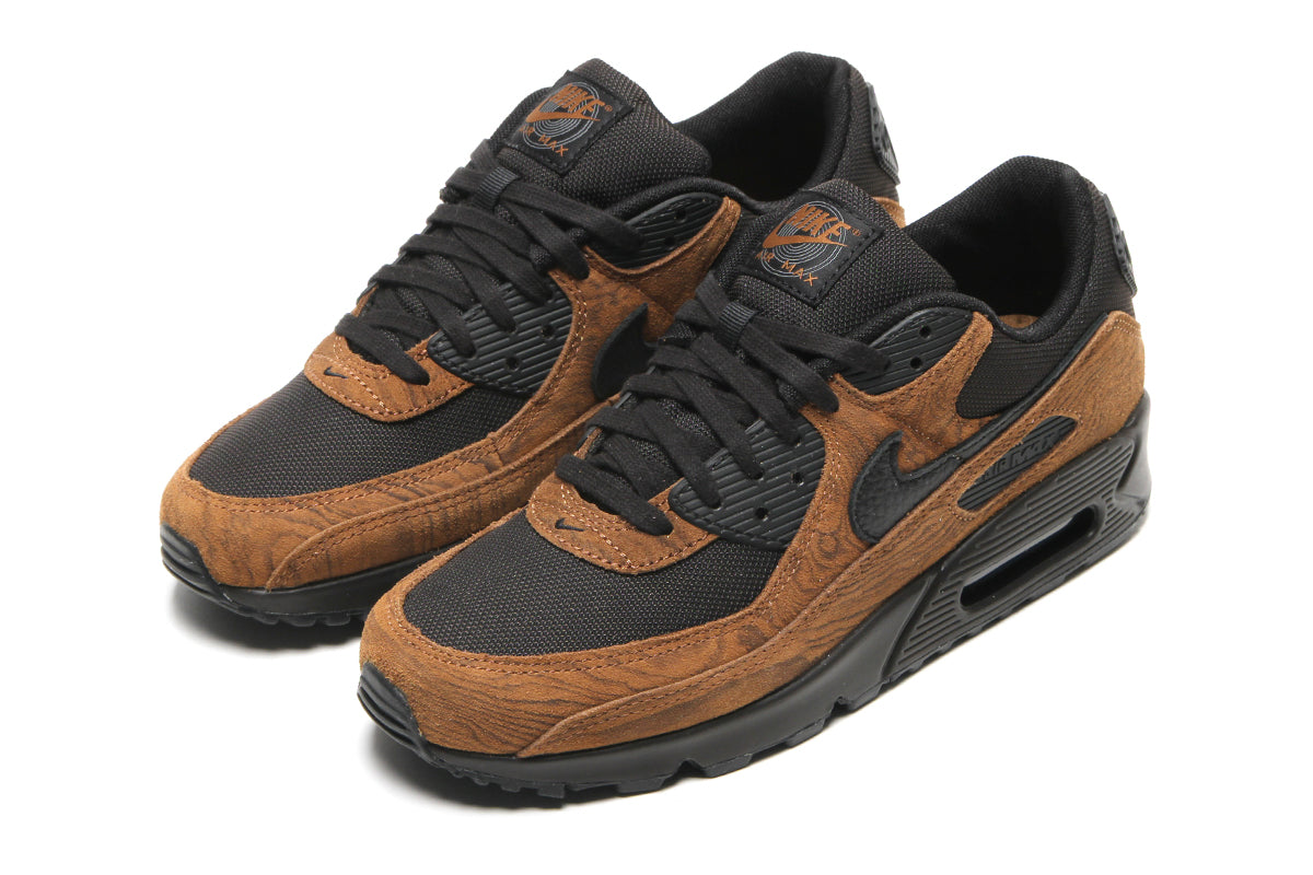 Nike - Air Max 90 Premium
Style # IQ0283-281
Color : LT British Tan / Black / Velvet Brown