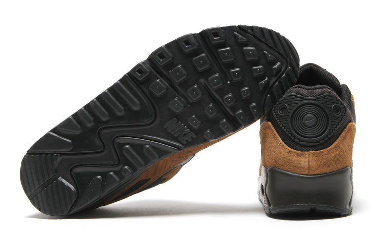 Nike - Air Max 90 Premium
Style # IQ0283-281
Color : LT British Tan / Black / Velvet Brown