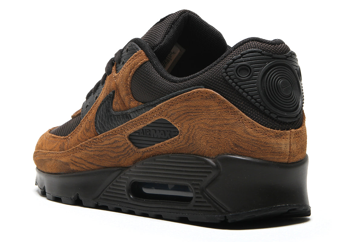 Nike - Air Max 90 Premium
Style # IQ0283-281
Color : LT British Tan / Black / Velvet Brown