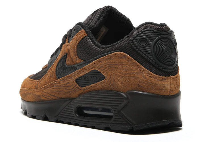 Nike - Air Max 90 Premium
Style # IQ0283-281
Color : LT British Tan / Black / Velvet Brown